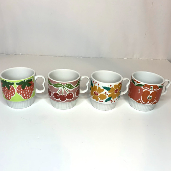 Nevco Japan Stackable Coffee Mugs Set Of 4 1960s MCM Fruit Floral - Picture 2 of 14